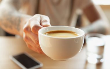 Як кава в зернах допомагає офісним працівникам залишатися бадьорими